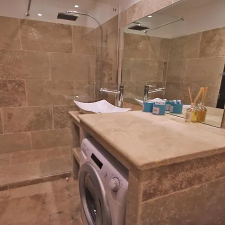 Gabriel Peri Appartement